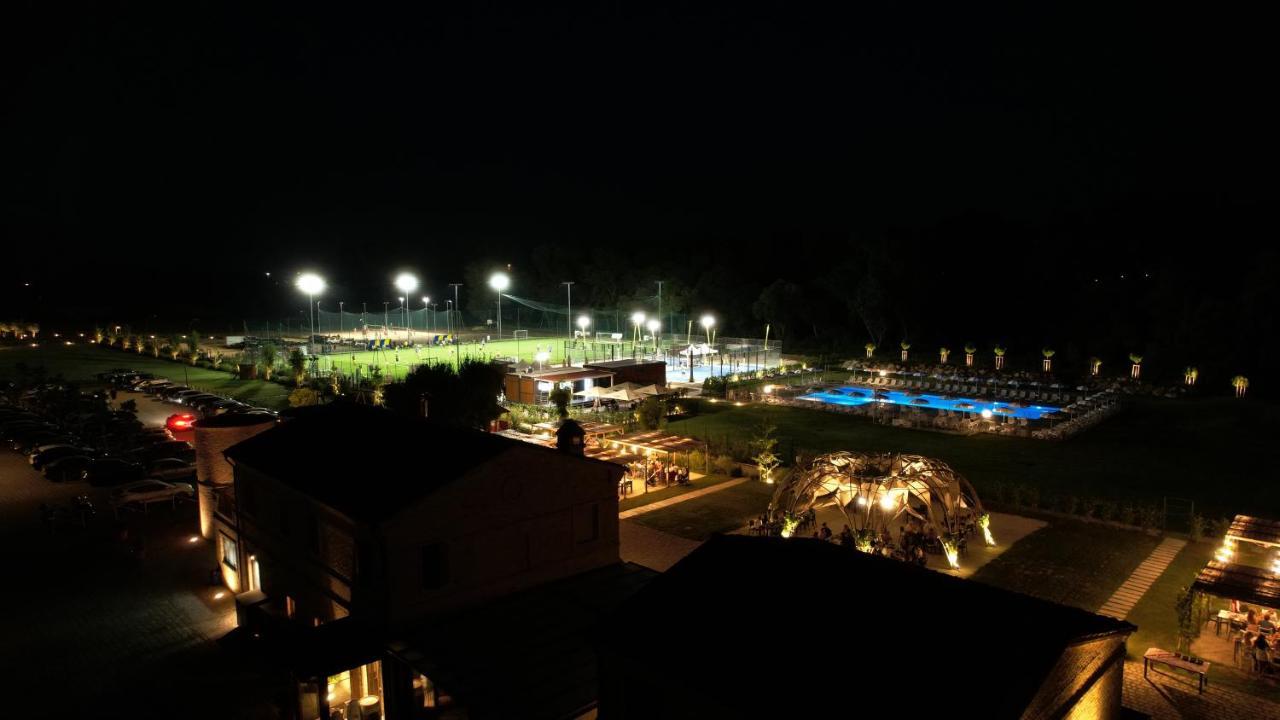 Moretti Village - Sophie Rooms Country House Civitanova Marche Bagian luar foto